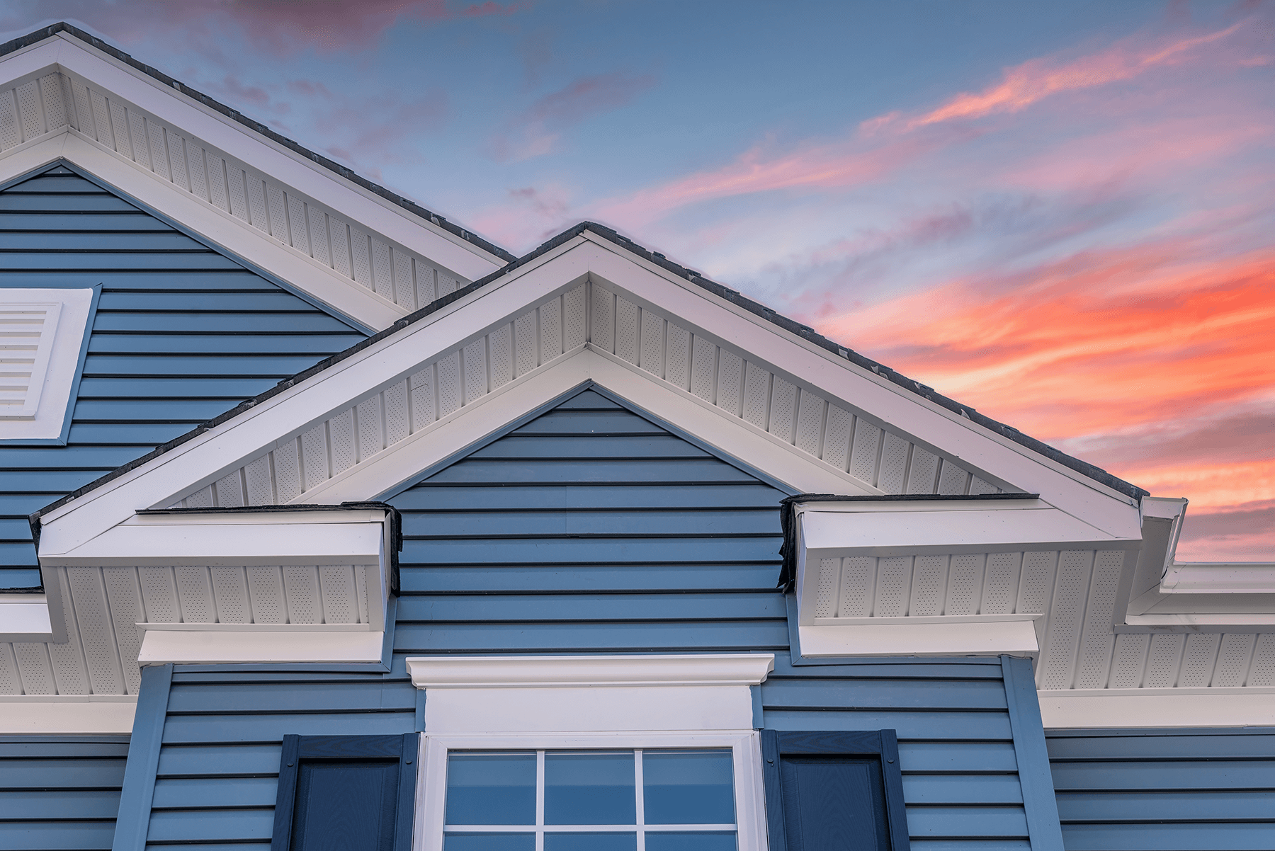 Vinyl Siding Contractors Near Me | Installers and Repair Companies
